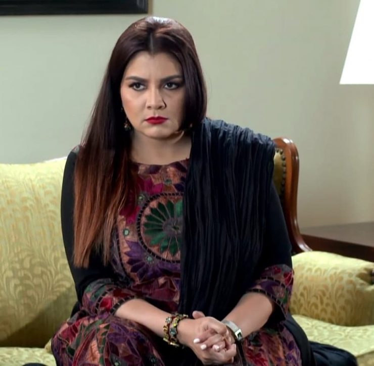 Bushra Ansari's Stance On The Ratings Of Nand And Pyar Ke Sadqay
