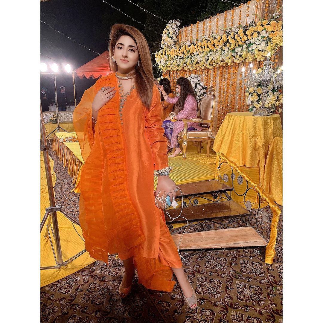 Actress Fatima Sohail is Looking Gorgeous at Friends Wedding