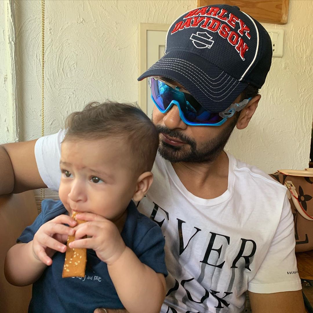 Faysal Qureshi with his Cute Son - Adorable Pictures