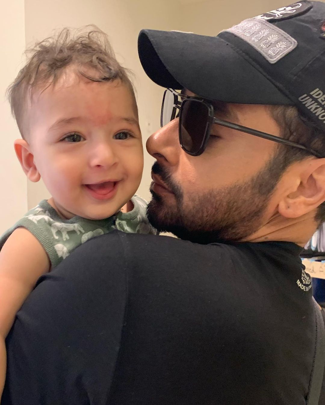 Faysal Qureshi with his Cute Son - Adorable Pictures