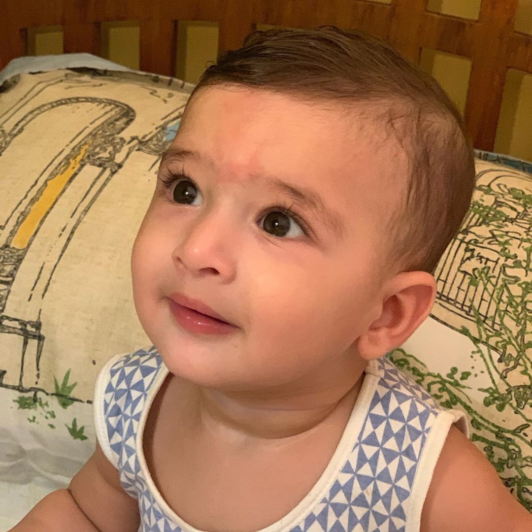 Faysal Qureshi with his Cute Son - Adorable Pictures