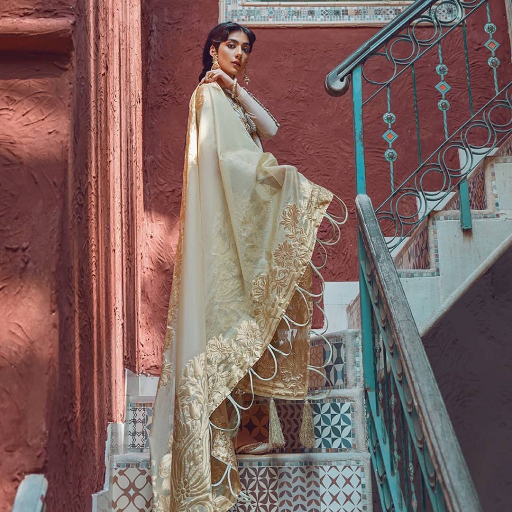 Gorgeous Eman Suleman Featured In Kinaar Festive Collection 