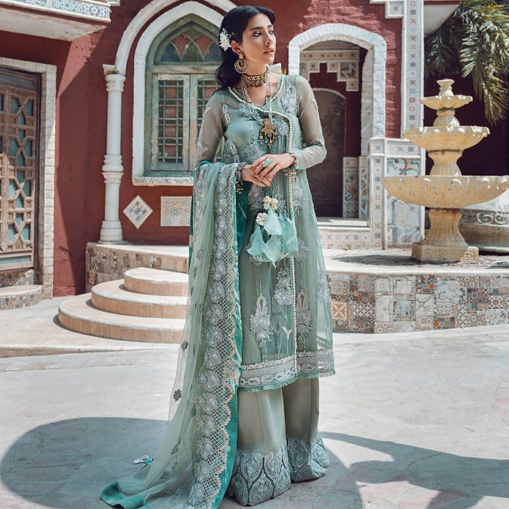 Gorgeous Eman Suleman Featured In Kinaar Festive Collection 