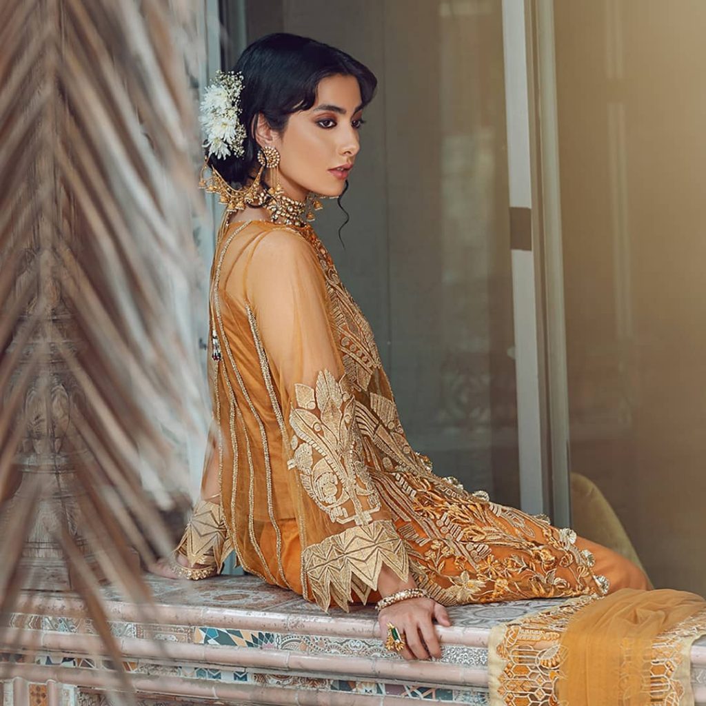 Gorgeous Eman Suleman Featured In Kinaar Festive Collection 