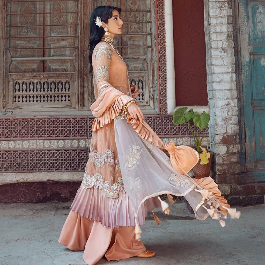 Gorgeous Eman Suleman Featured In Kinaar Festive Collection 