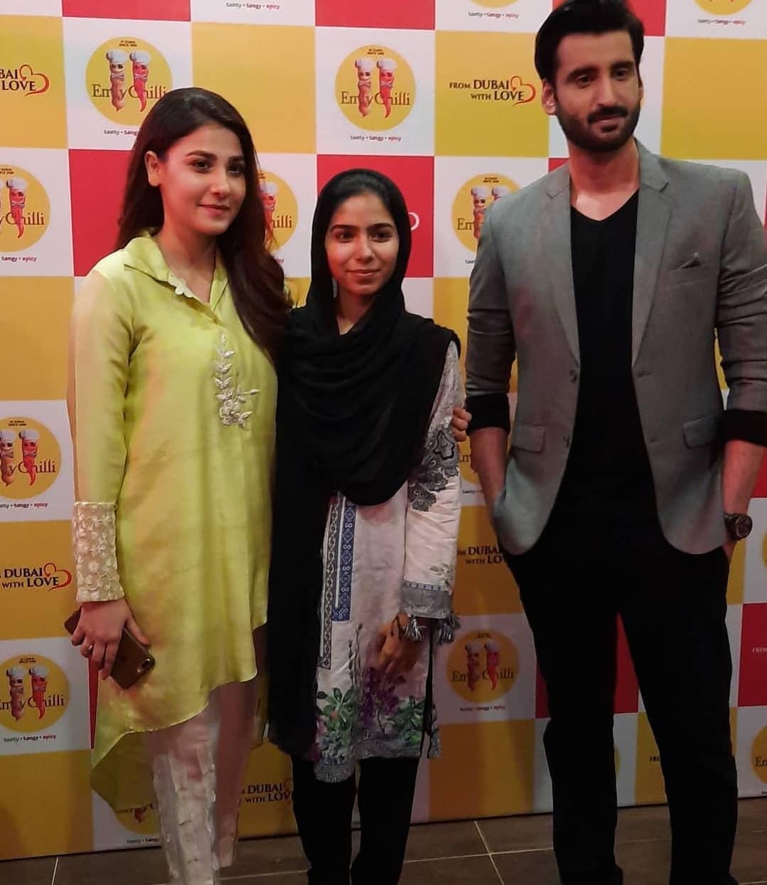 Hina Altaf and Agha Ali Spotted at Emly Chilli Restaurant Karachi