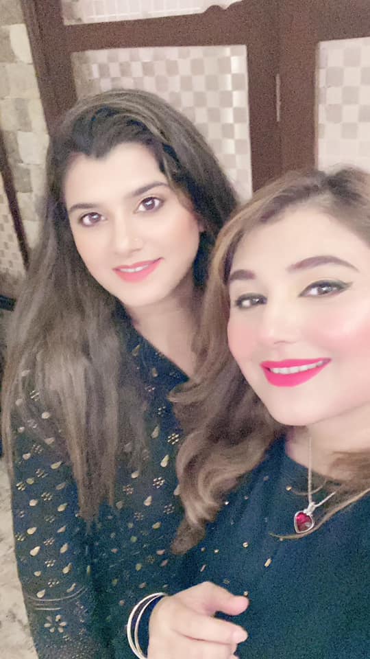 Showbiz Celebrities Spotted at Javeria Saud House for Dinner Party