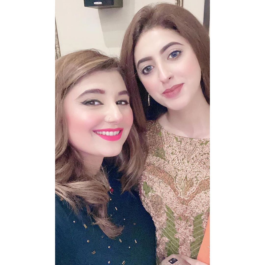 Showbiz Celebrities Spotted at Javeria Saud House for Dinner Party