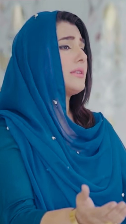 Javeria Saud Recites Naat In Her Soulful Voice Reviewitpk 