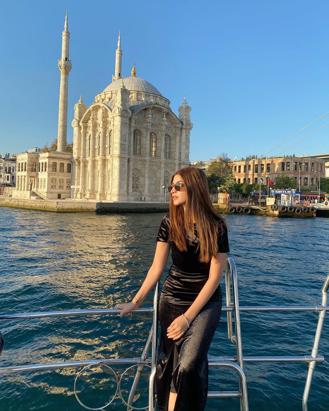 Actress Kinza Hashmi Beautiful Clips from her Trip to Turkey