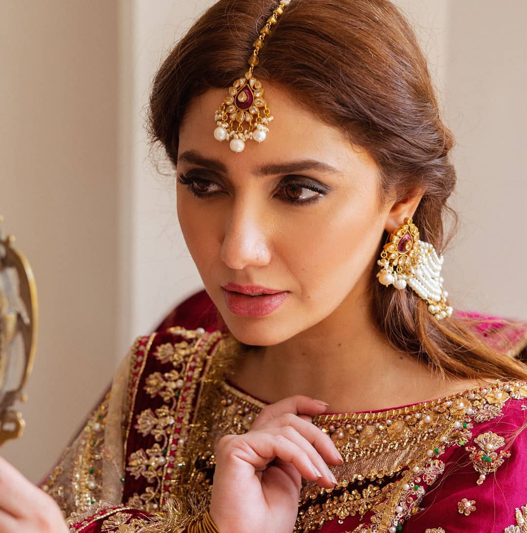 Latest Bridal Shoot of Beautiful Mahira Khan for Mohsin Naveed Ranjha