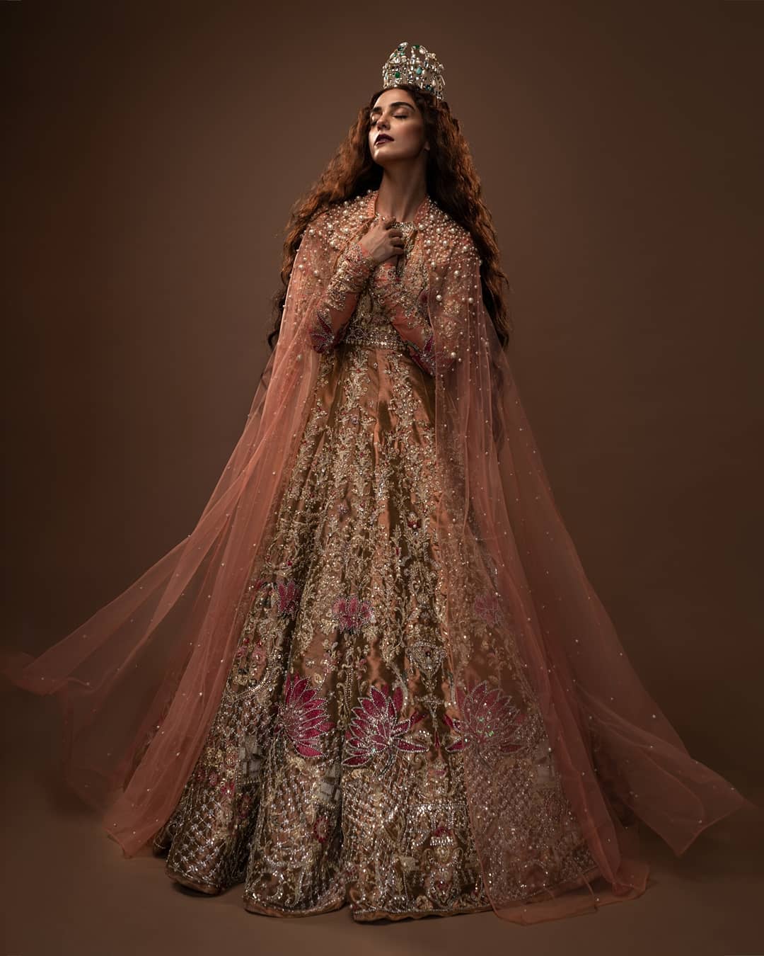 Maya Ali is Looking Stunning in Bridal Shoot for Ali Xeeshan