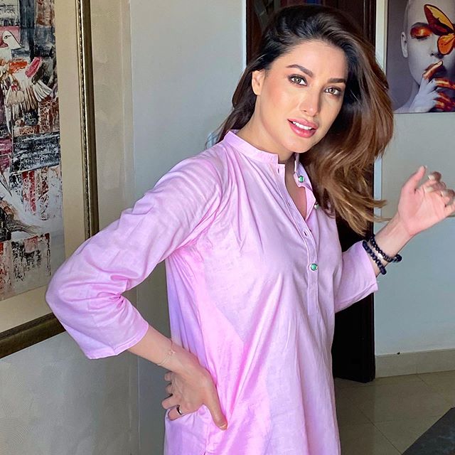 Mehwish Hayat Is Giving Major 'Desi Girl' Vibes In Latest TVC