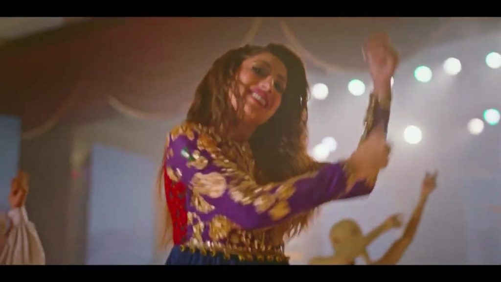 Mehwish Hayat Is Giving Major 'Desi Girl' Vibes In Latest TVC