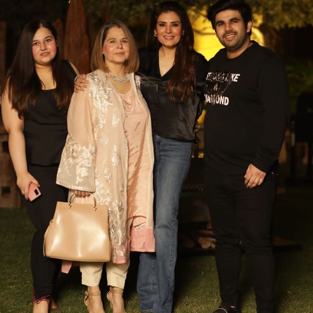 Beautiful Birthday Party Pictures of Actress Resham