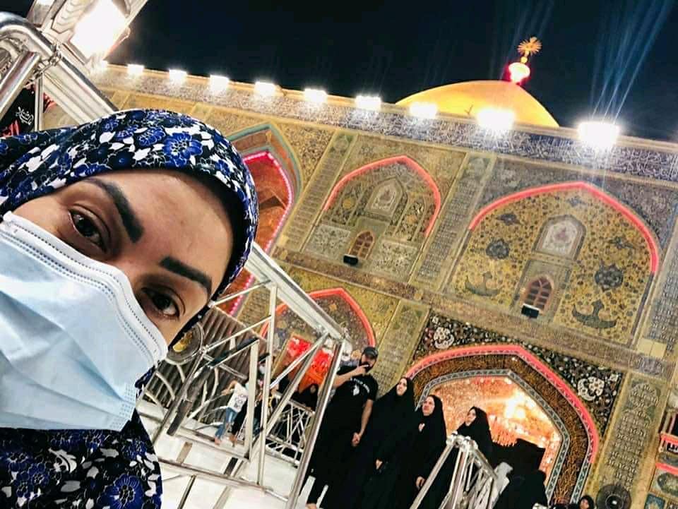 Actress Sadia Imam Shared New Pictures from Karbala on her Instagram