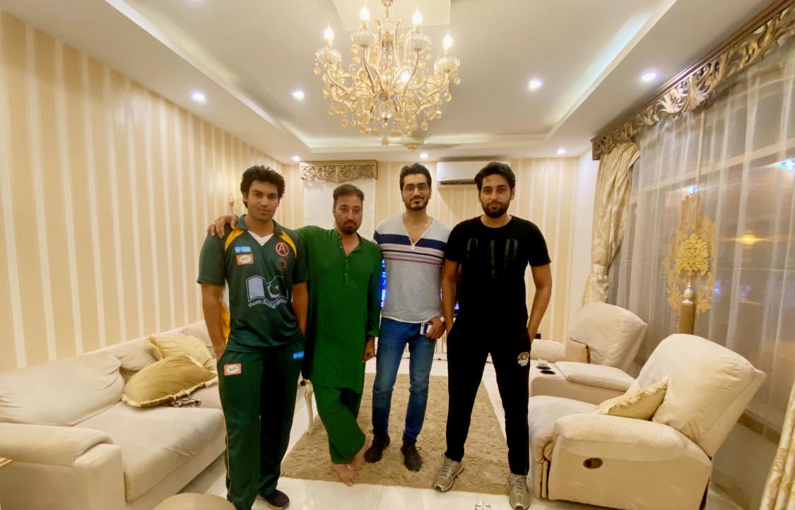 Actor Salman Saeed with his Wife Aleena at Javeria Saud Home - Latest Pictures