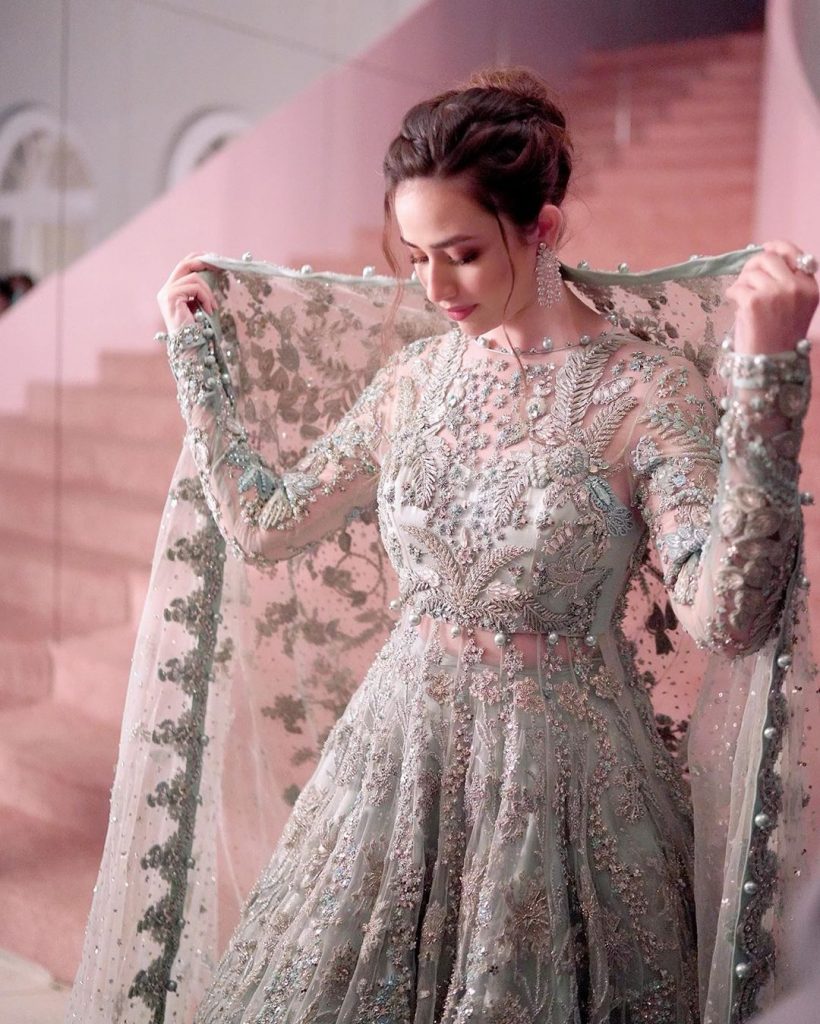 Sana Javed As Show Stopper For Elan Fashion Show