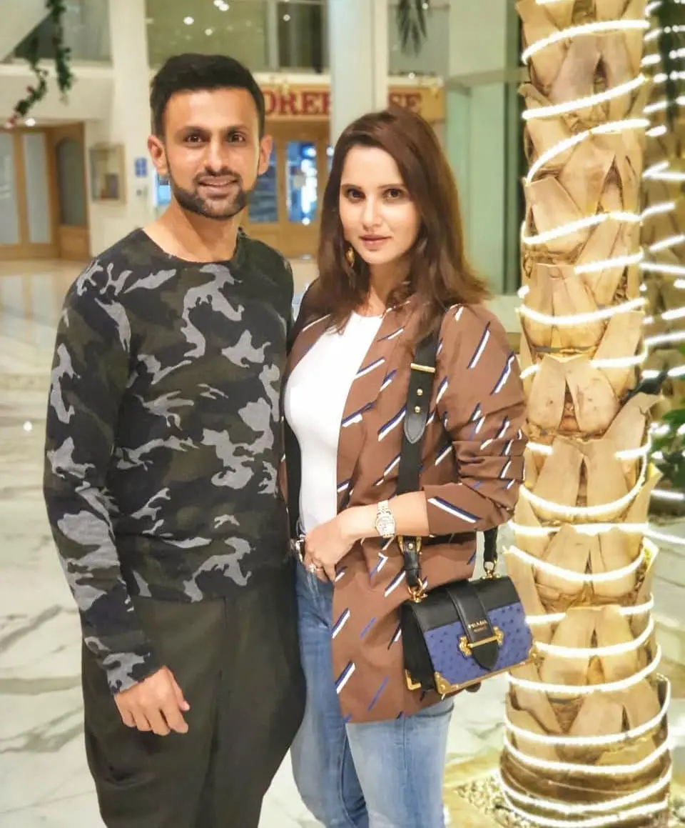 Sania Mirza Latest Pictures and Videos with her Son