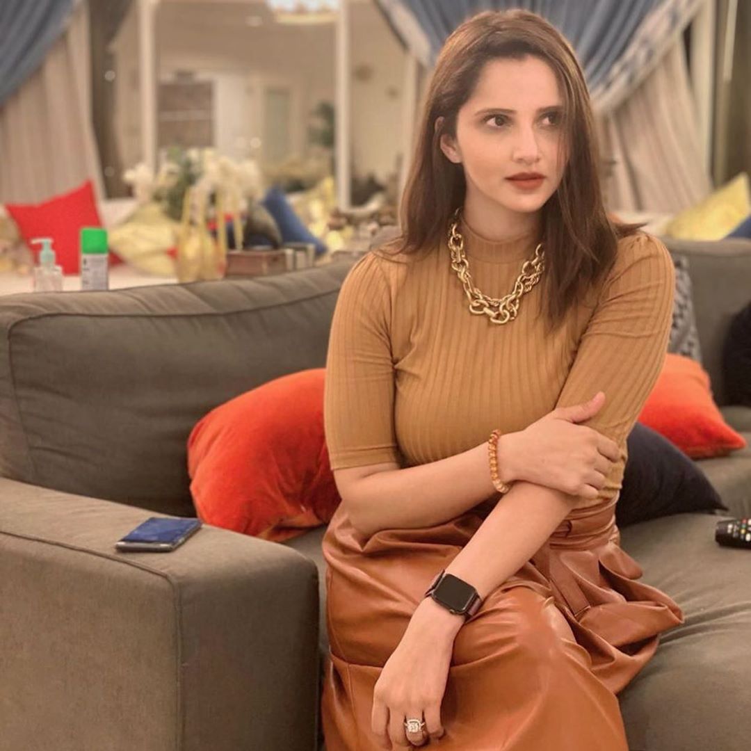 Sania Mirza Latest Pictures and Videos with her Son