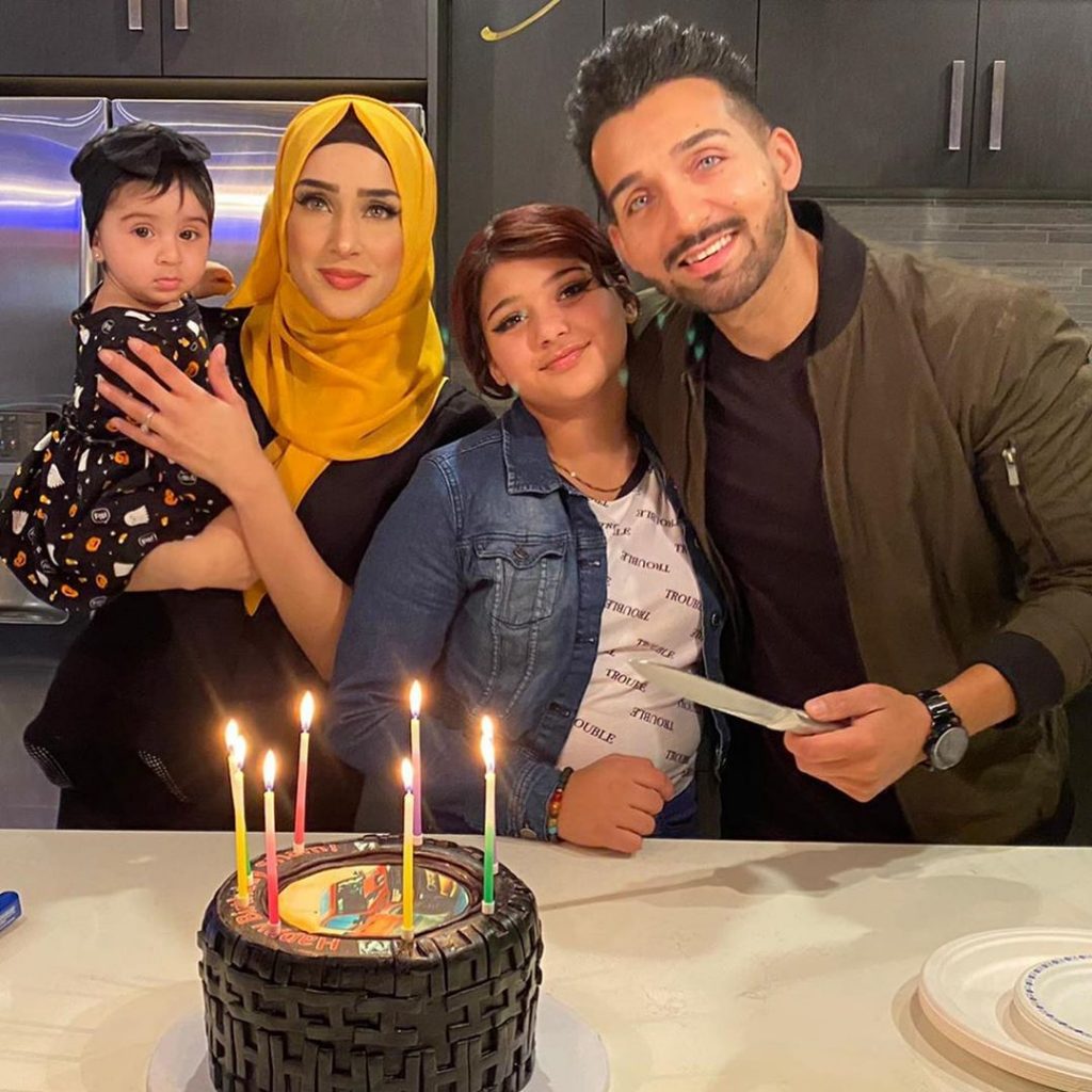 Sham Idrees Celebrated Birthday With Family