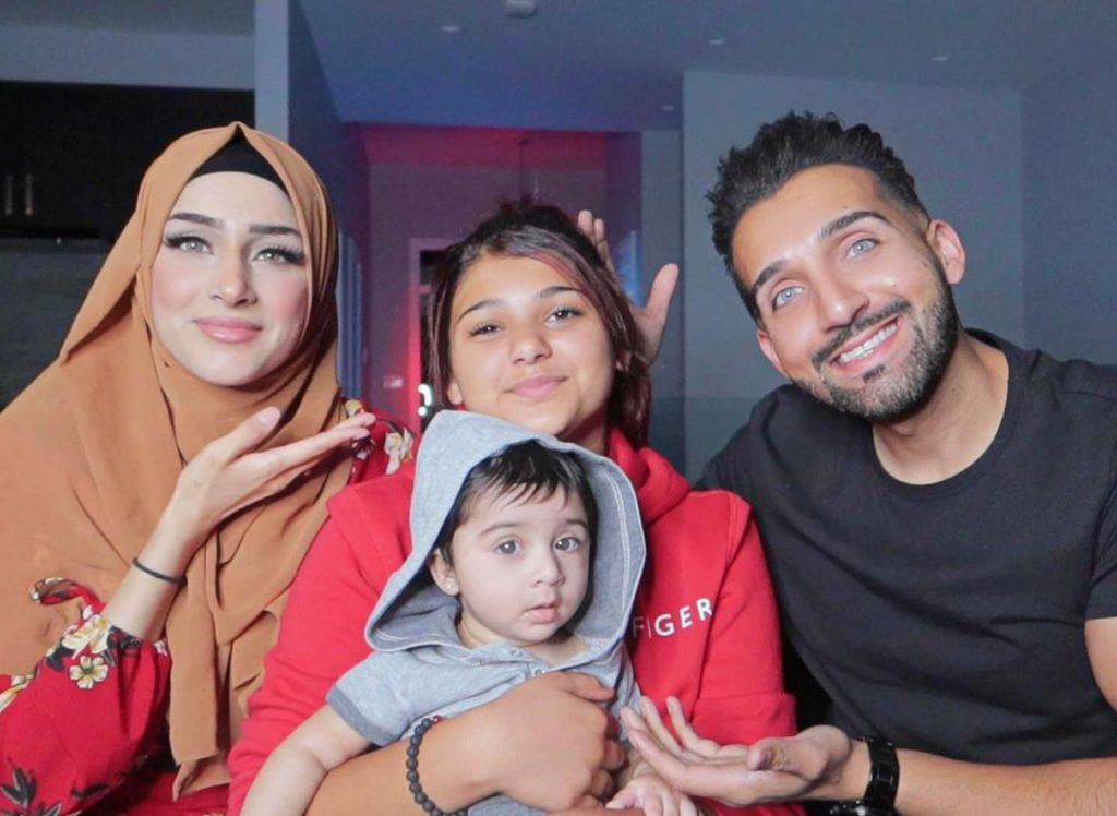 Sham Idrees With Family At His Mother In Law's Birthday