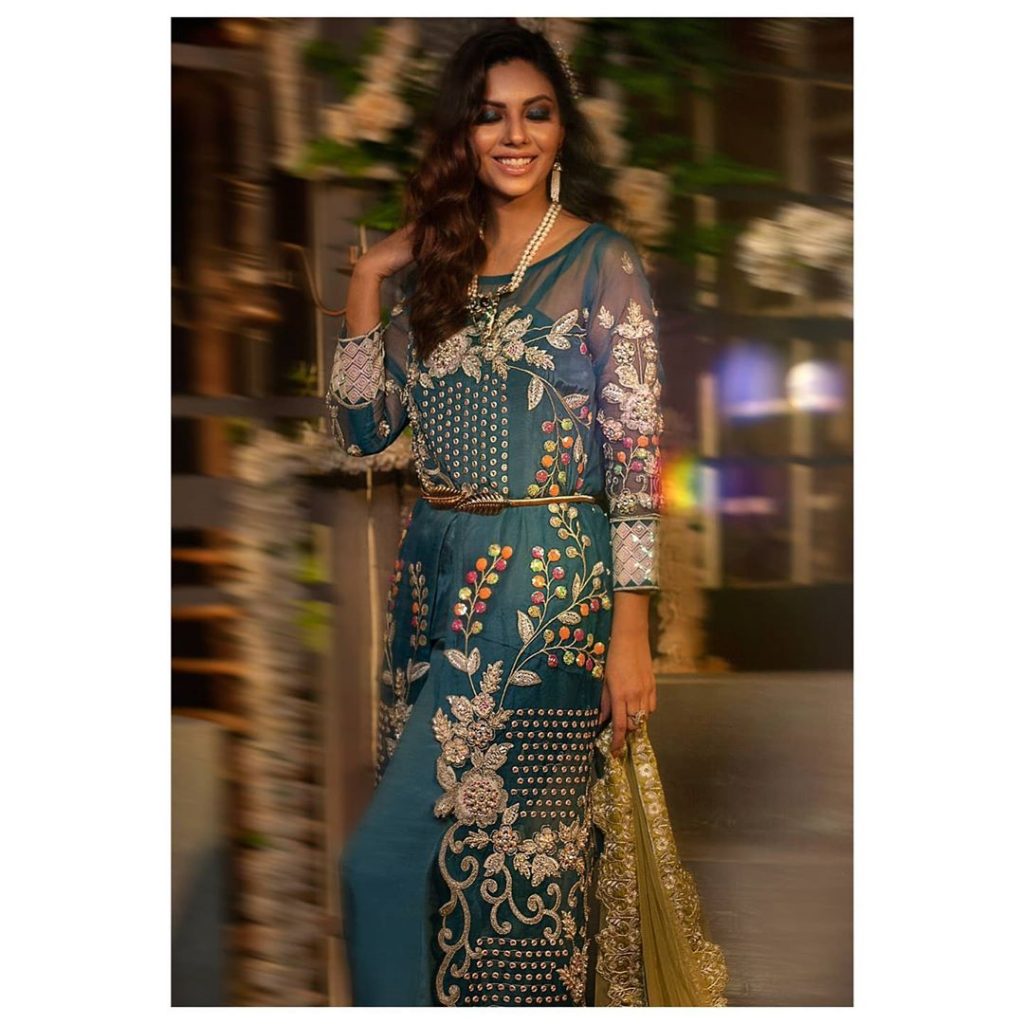 Sunita Marshall In Flora Extension Collection By Saira Noor