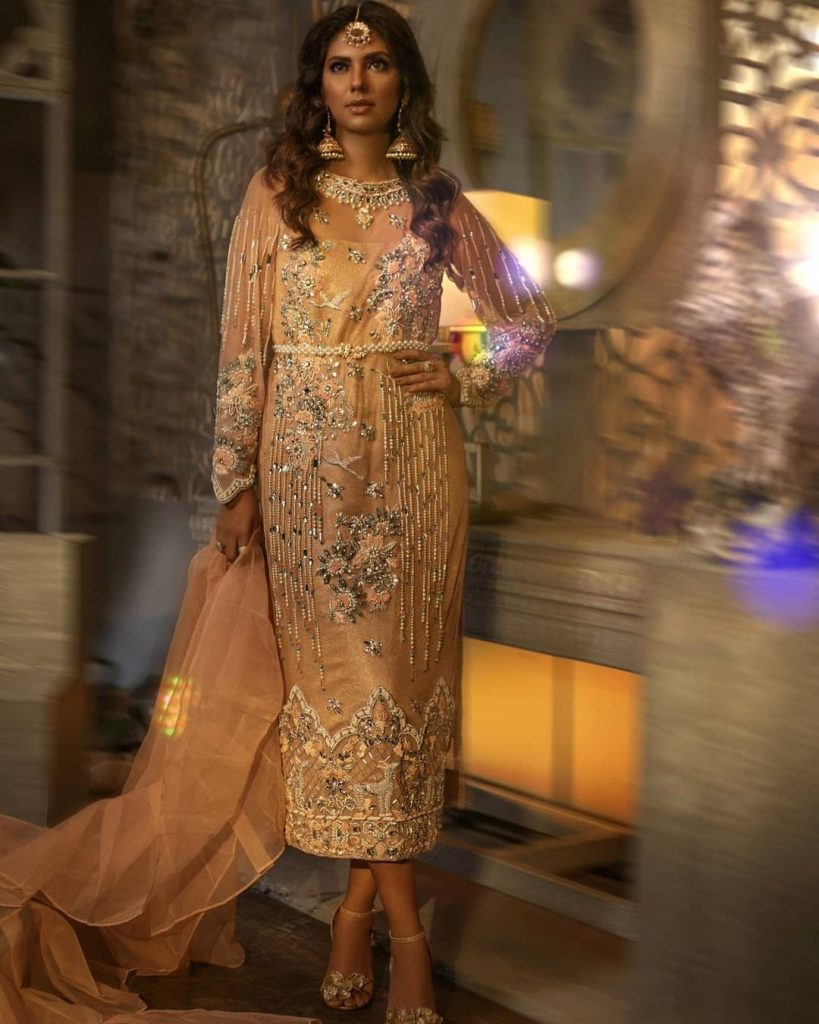 Sunita Marshall In Flora Extension Collection By Saira Noor