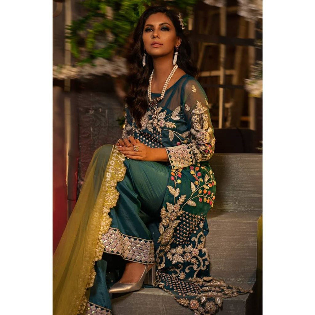 Sunita Marshall In Flora Extension Collection By Saira Noor