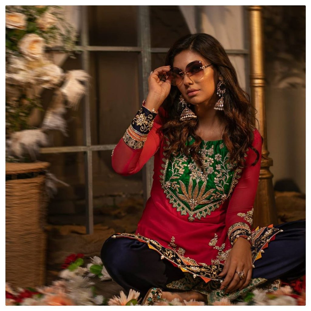 Sunita Marshall In Flora Extension Collection By Saira Noor