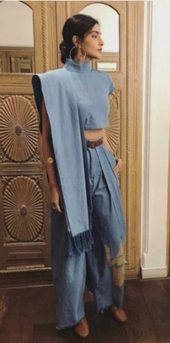 Yashma Gill Wore Exact Denim Saree Like Sonam Kapoor 4