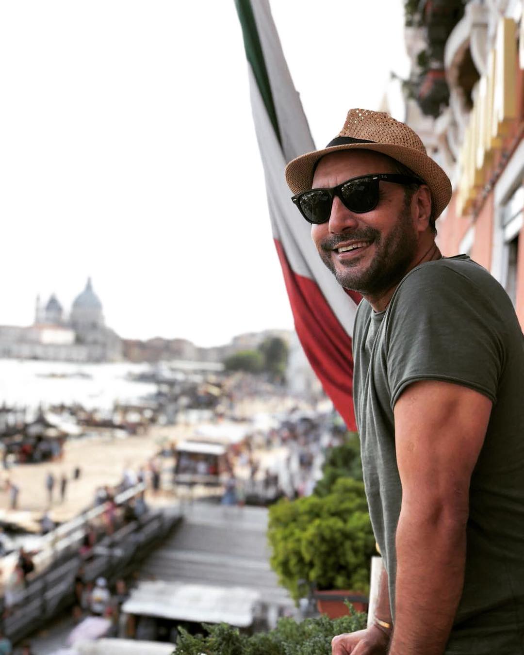 Adnan Siddiqui Is Truly Overwhelmed Over The Last Nights Event ...