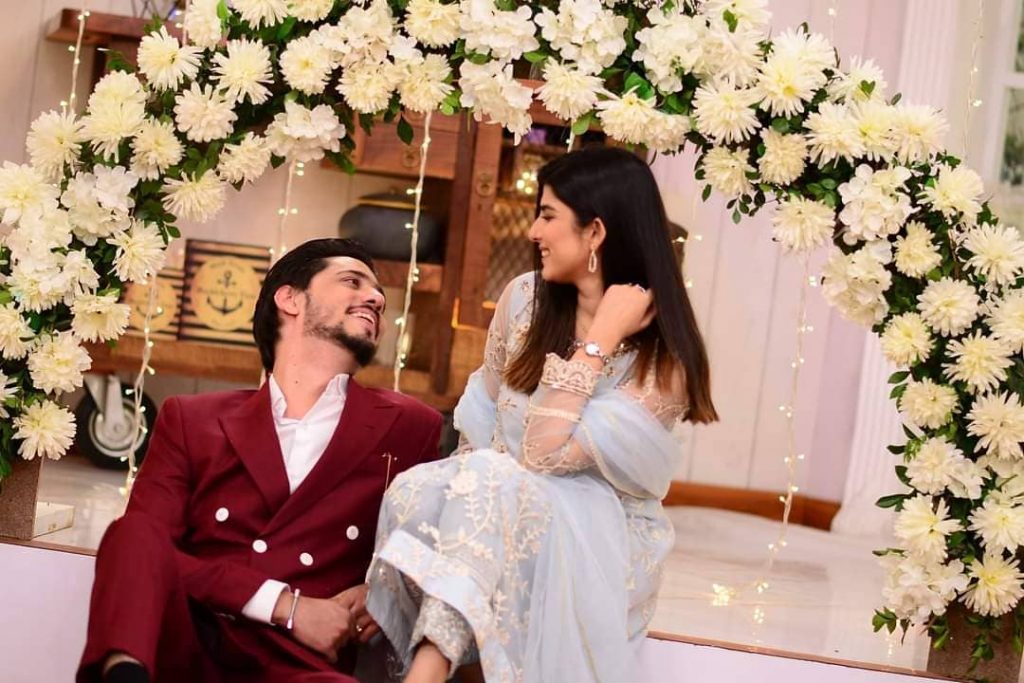 Ahmed Godil With His Wife On The Set Of Good Morning Pakistan