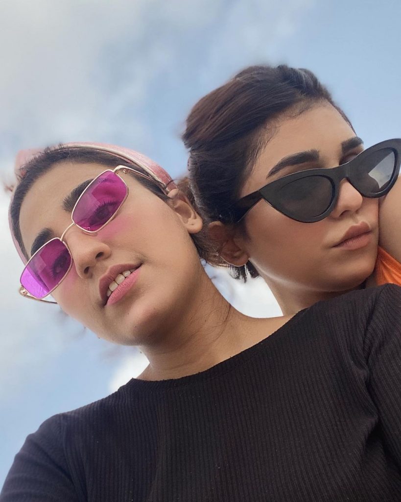 Actress Anumta Qureshi with her Sister Misbah