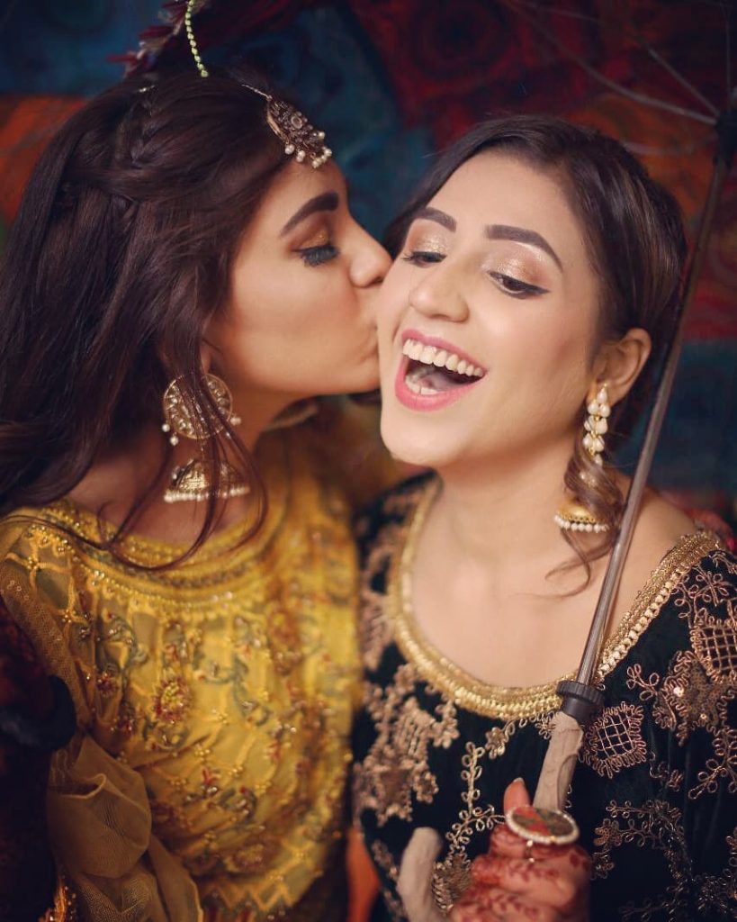 Actress Anumta Qureshi with her Sister Misbah