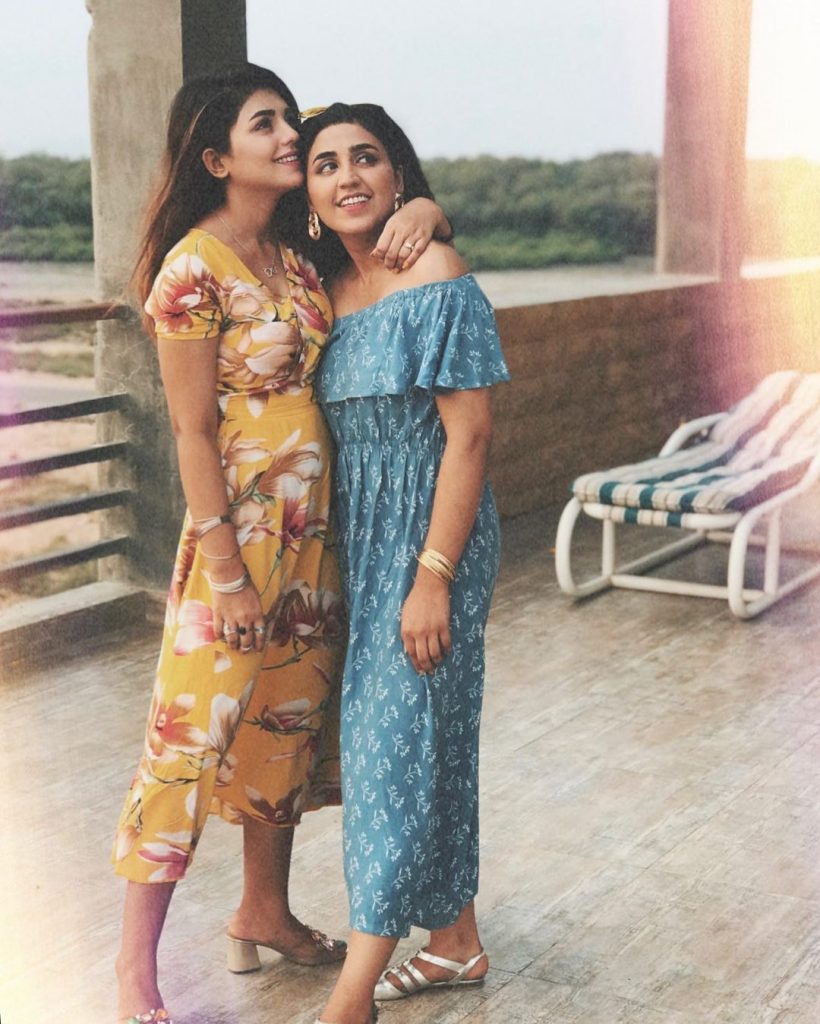 Actress Anumta Qureshi with her Sister Misbah