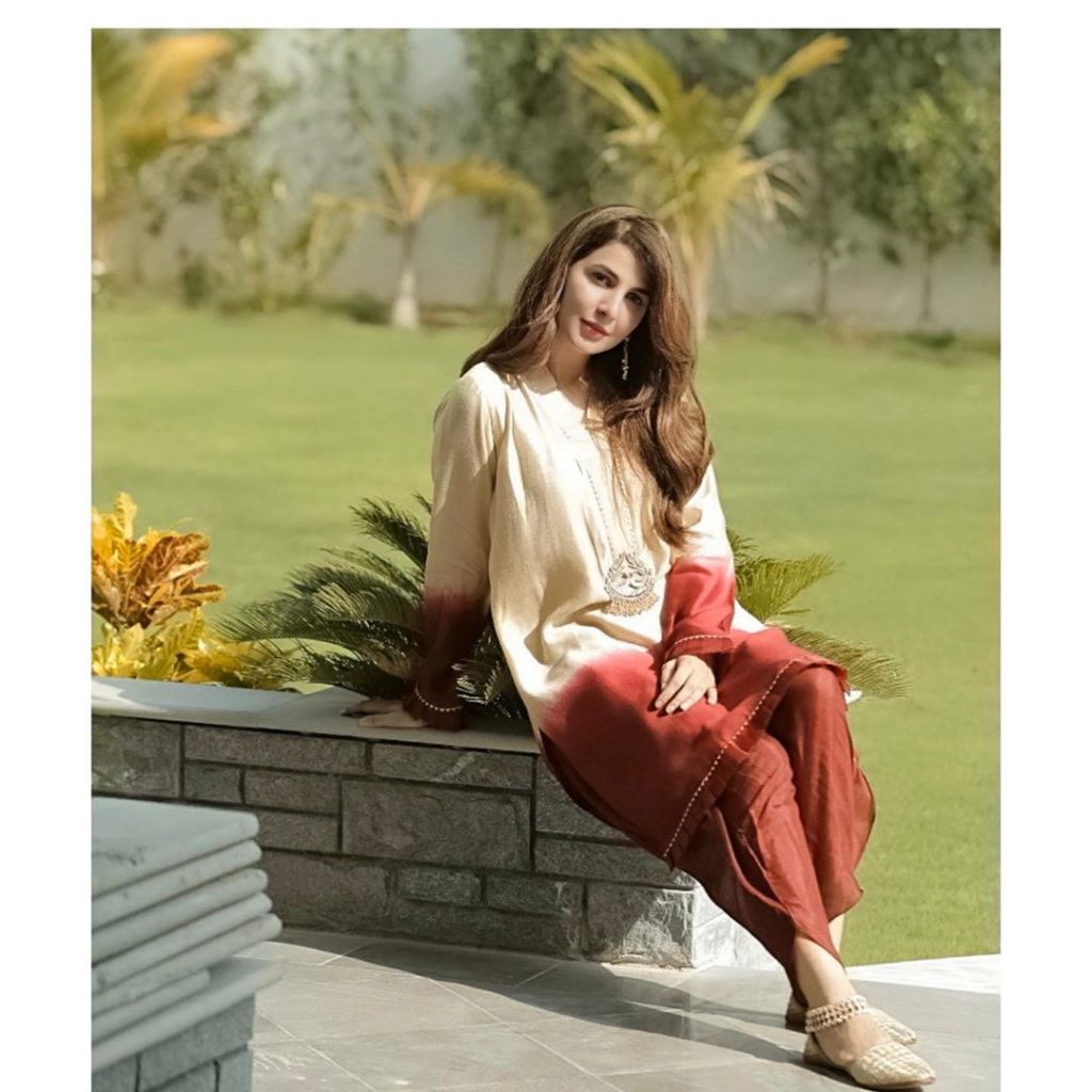 Glamorous Areeba Habib In Zainab Chottanis Latest Collection