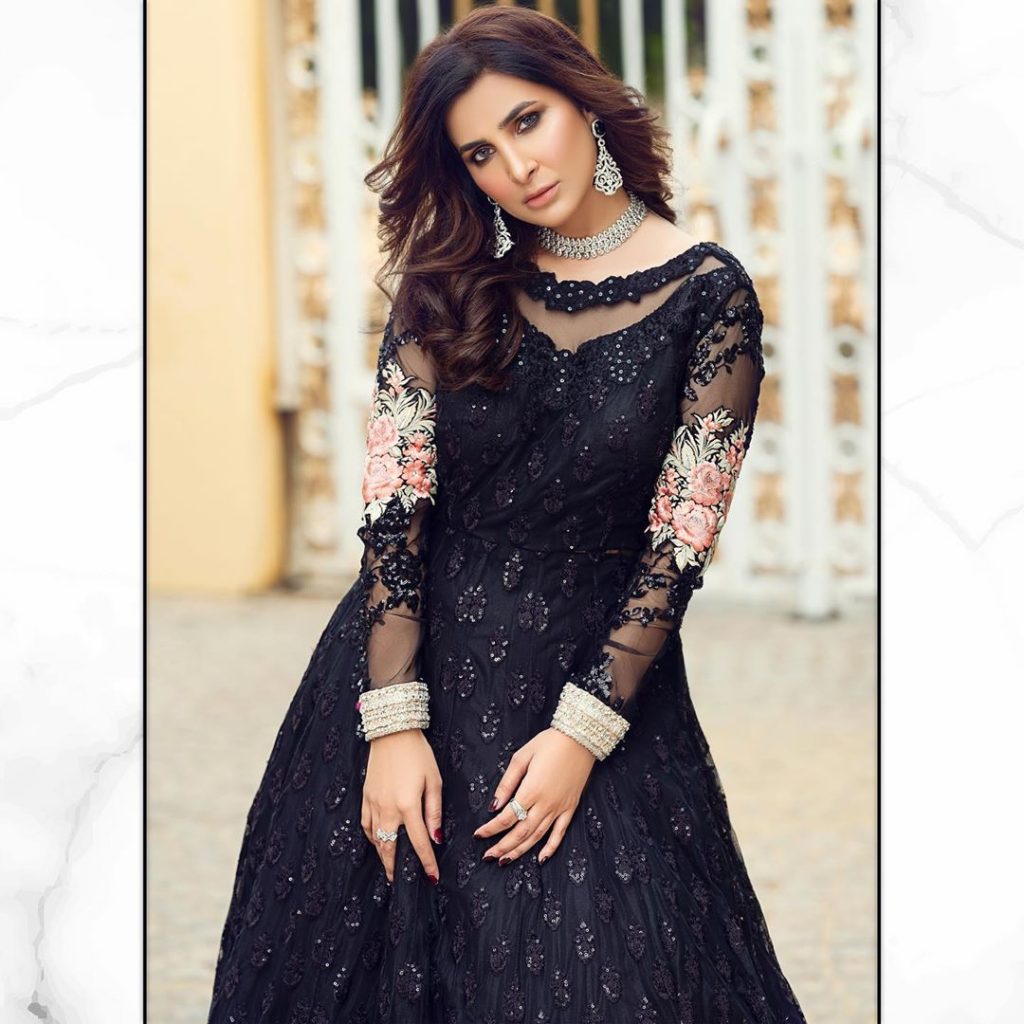 Glamorous Areeba Habib In Zainab Chottanis Latest Collection