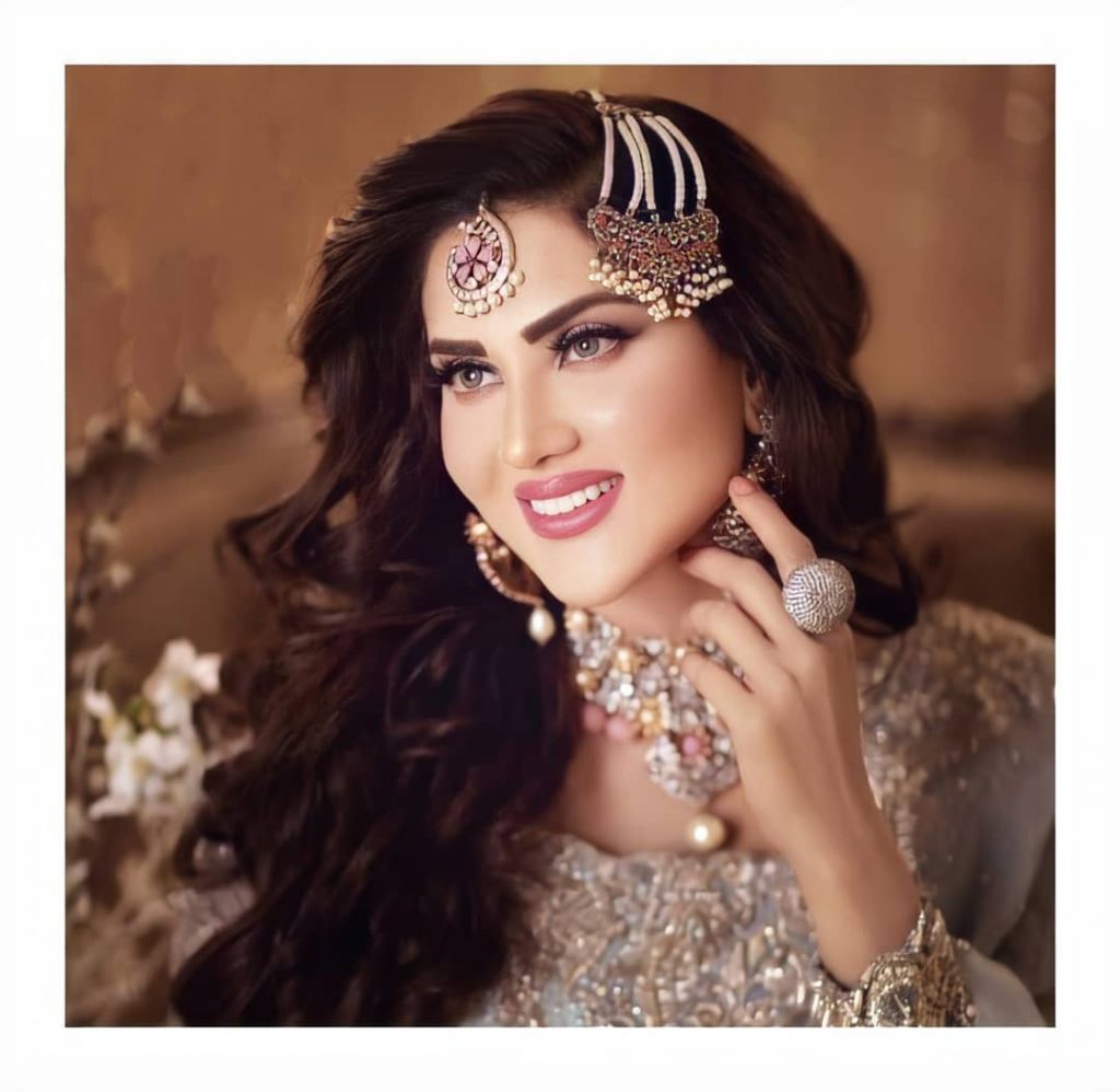 Fiza Ali Chosen As A Model For The Latest Shoot Of Hadiqa Kiani Salon