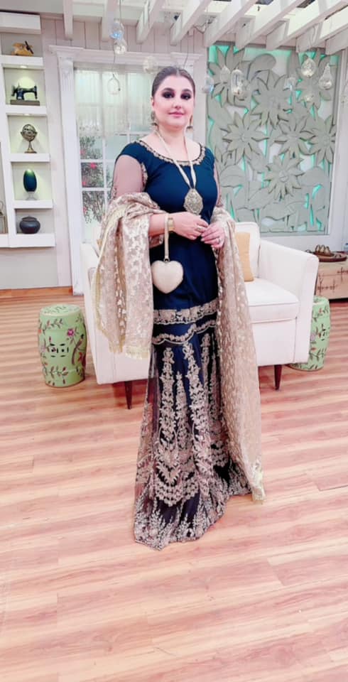 Beautiful Pictures of Javeria Saud in Nida Yasir Morning Show