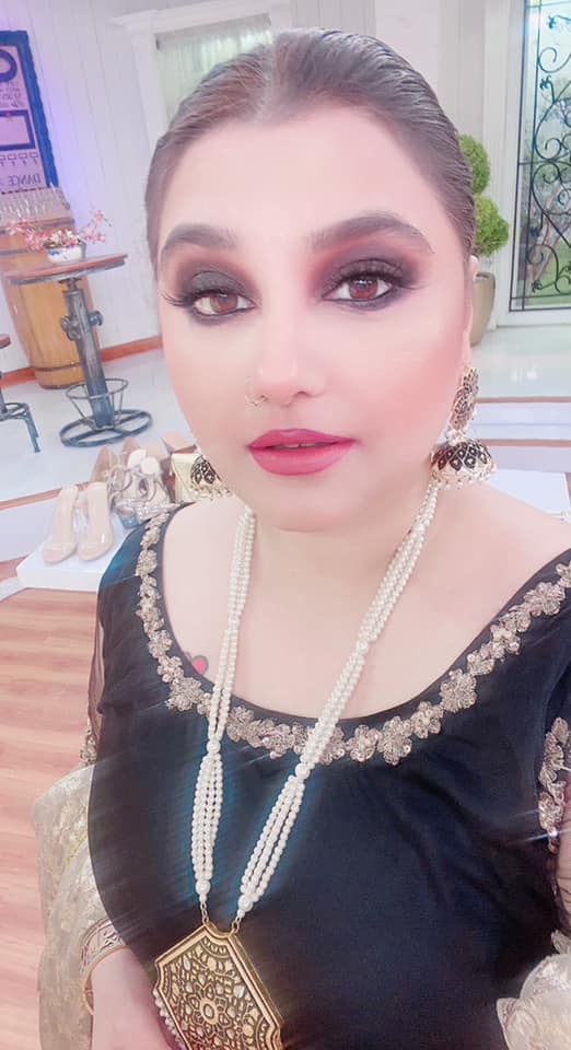 Beautiful Pictures of Javeria Saud in Nida Yasir Morning Show