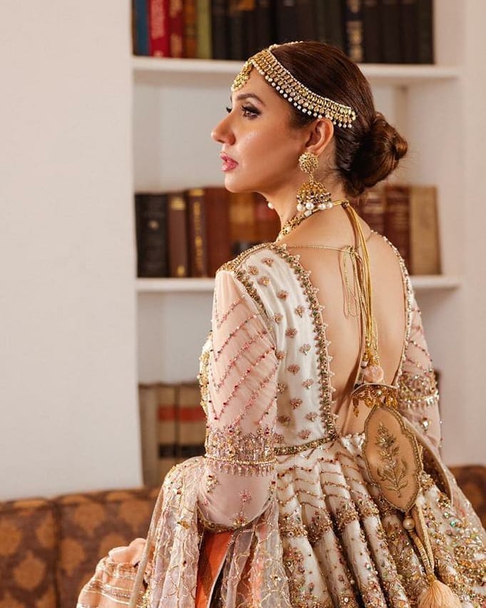 Mahira Khan Stuns In MNR Latest Bridal Collection