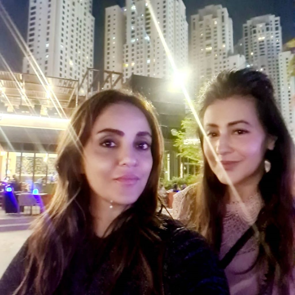 Nadia Khan Returned To Dubai Reviewitpk