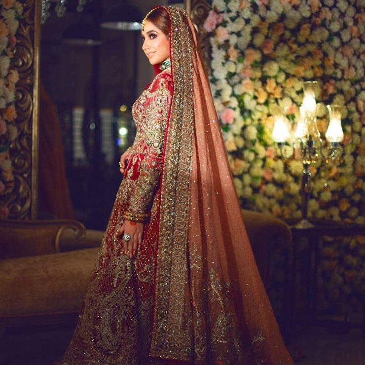 Sabeena Farooq Is Breathtaking In Her Latest Bridal Shoot | Reviewit.pk