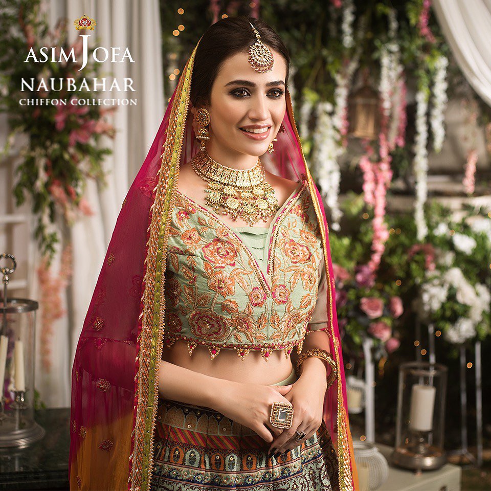 Beautiful Wedding Gowns that Sana Javed has Worn