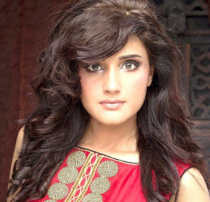 Zara Sheikh Is All Set To Make Her Drama Debut