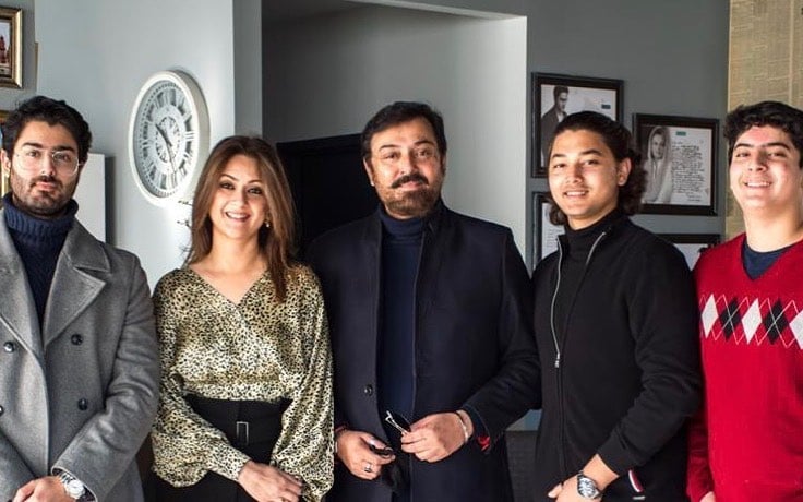 Naumaan Ijaz With His Family At The Launch Of Larachi By Naumaan Ijaz