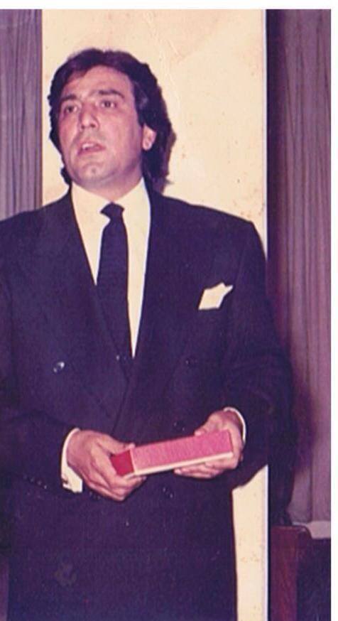 Young Age Photos Of The Handsome Javaid Sheikh