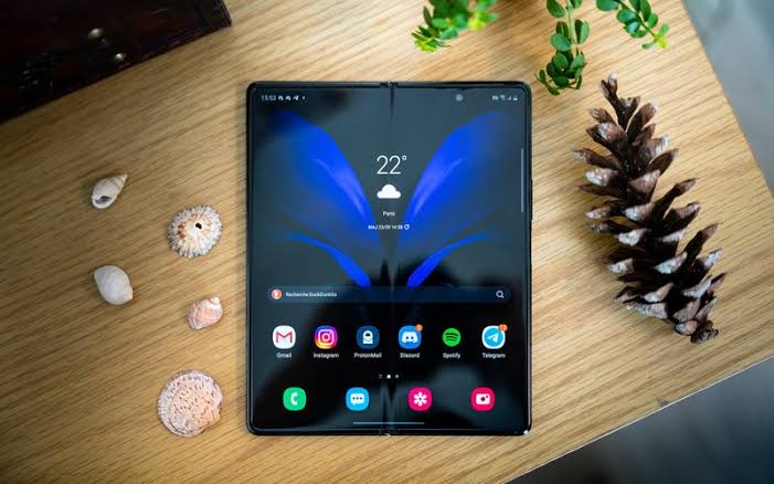 Samsung Galaxy Z Fold 3 Price in Pakistan and Specifications