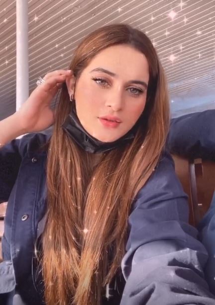 Aiman Khan and Muneeb Butt in Turkey – Day 3
